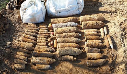 Munitions découvertes en grand nombre lors d'une opération de dépollution